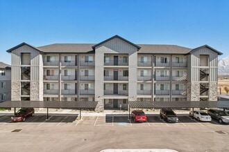 Building Photo - Arrowhead Place Luxury Apartment Homes
