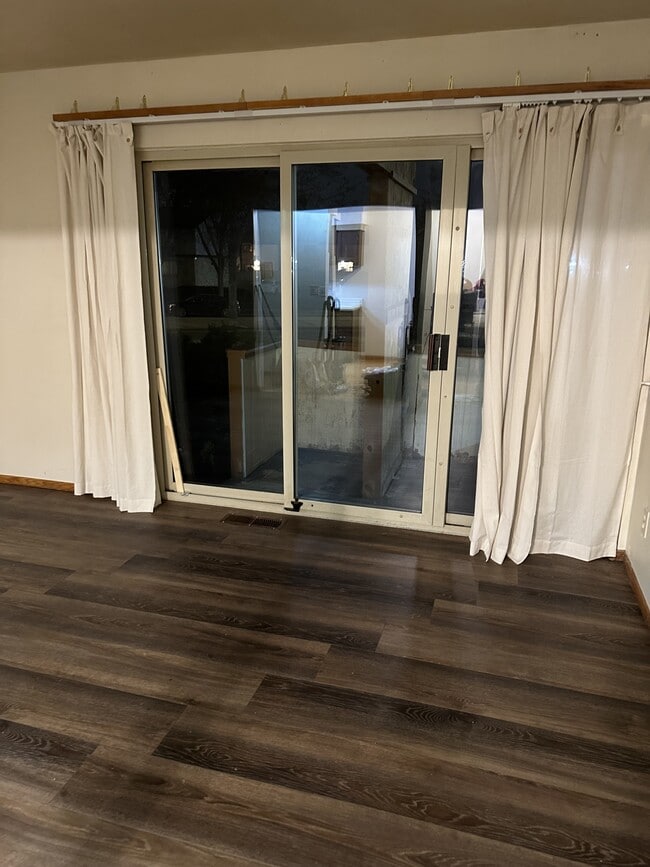 Building Photo - 6626 N Bourbon St