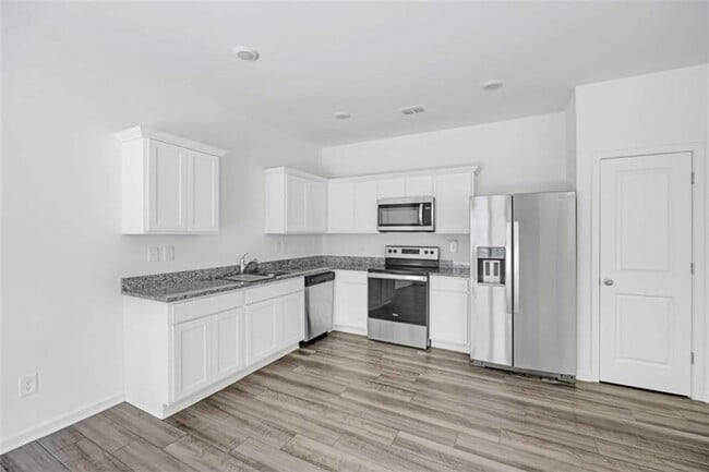 Building Photo - 3568 Eagle Ct
