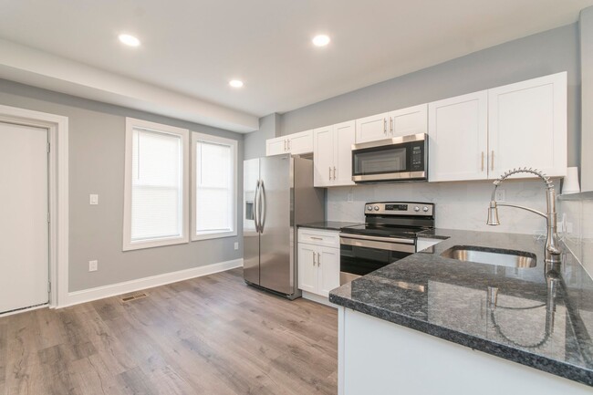 Building Photo - Gorgeous ~ Spacious ~ Brand New 3 Bedroom ...