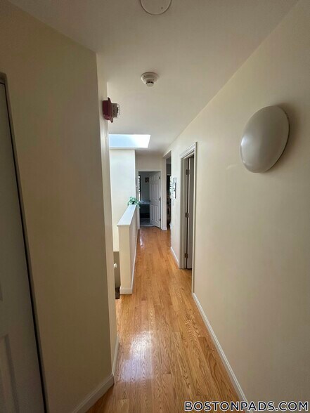 Building Photo - 57 Dudley St