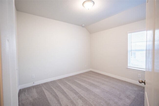 Building Photo - 3427 Avary River Ln