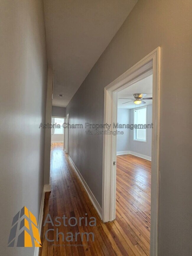 Building Photo - 607 E 41st St