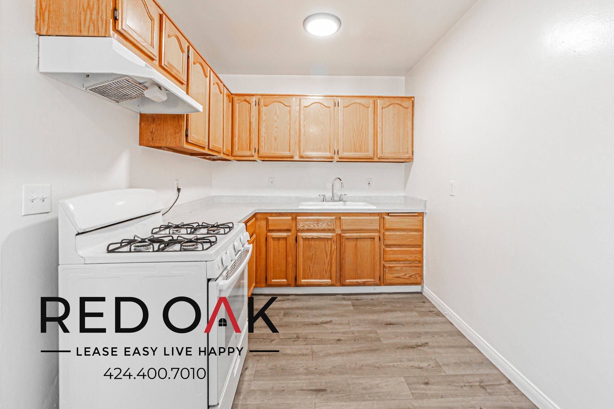 Building Photo - 333 N Rockvale Ave