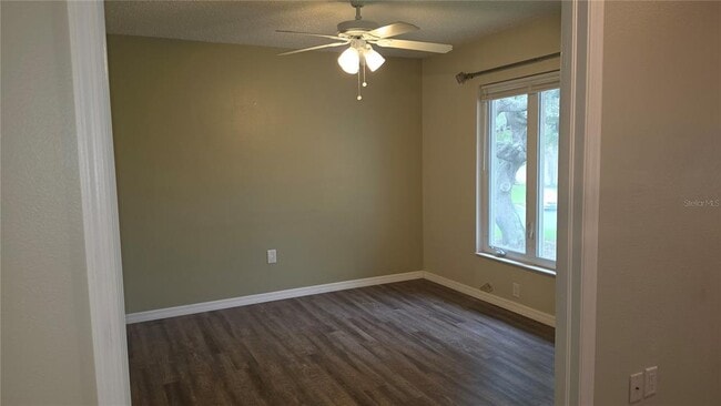 Building Photo - 12119 Sunny Glen Ln