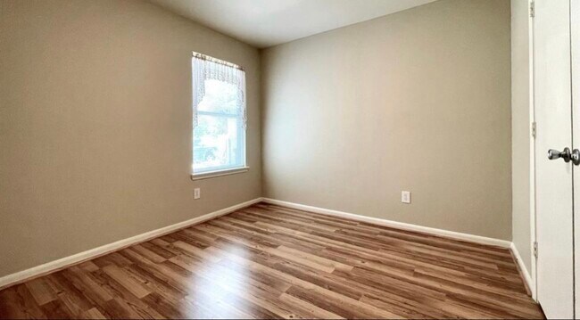 Building Photo - 20758 Cypress Crescent Ln