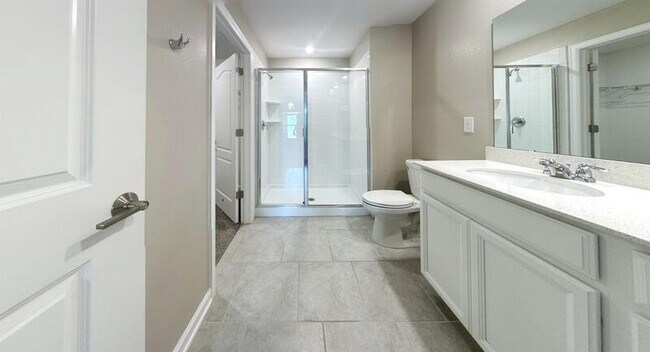 Building Photo - 272 Bergamot Lp