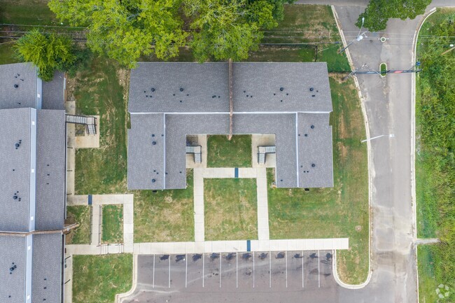 Building Photo - Avalon Park
