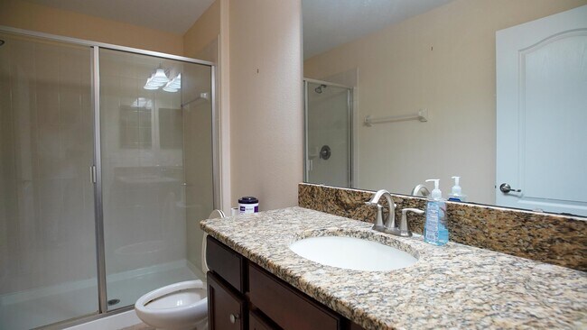 Building Photo - 1528 Moon Valley Dr