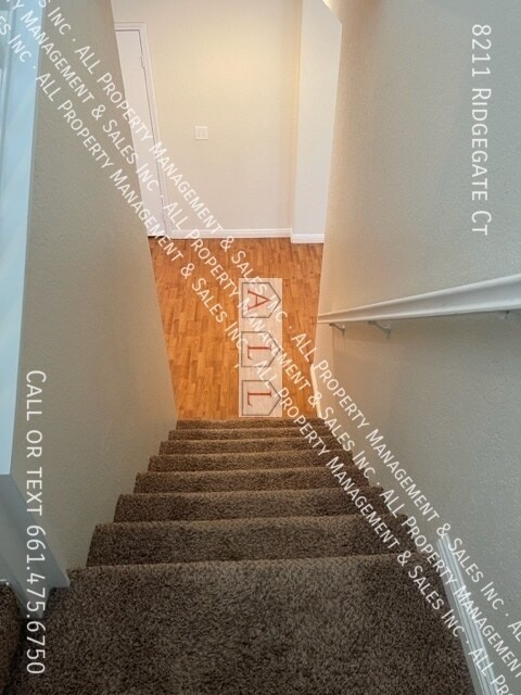 Building Photo - 8211 Ridgegate Ct