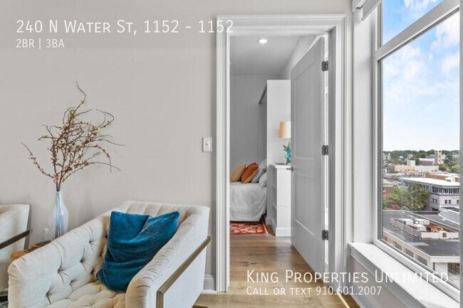 Building Photo - 240 N Water St