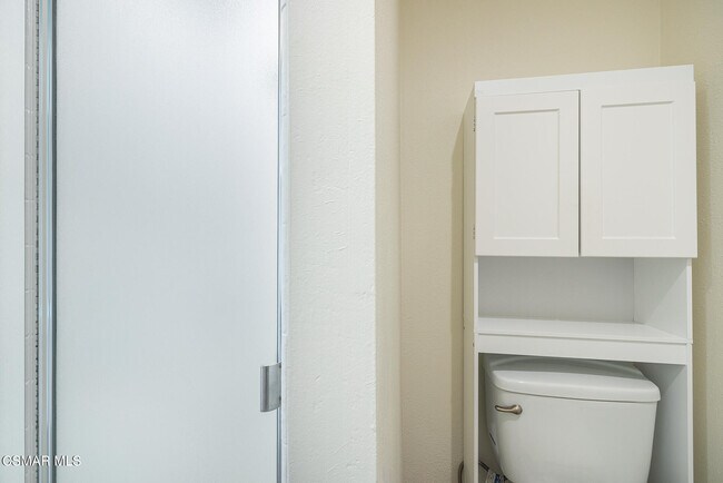 Building Photo - 28801 Conejo View Dr