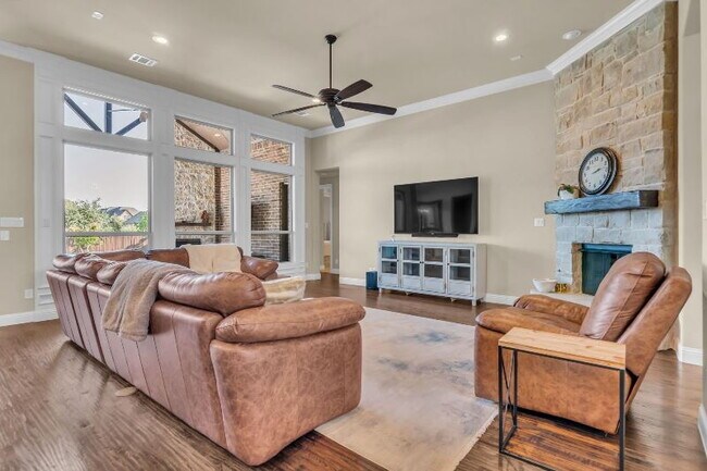 Building Photo - Stunning 4-3.5-3 Oasis with Pool in Prime Keller Location – Fully Furnished - Short Terms Conside...