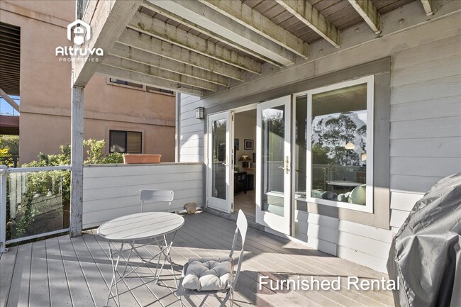 Building Photo - 2177 Manzanita Dr