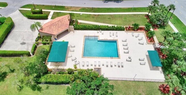 Building Photo - 8350 Mooring Cir