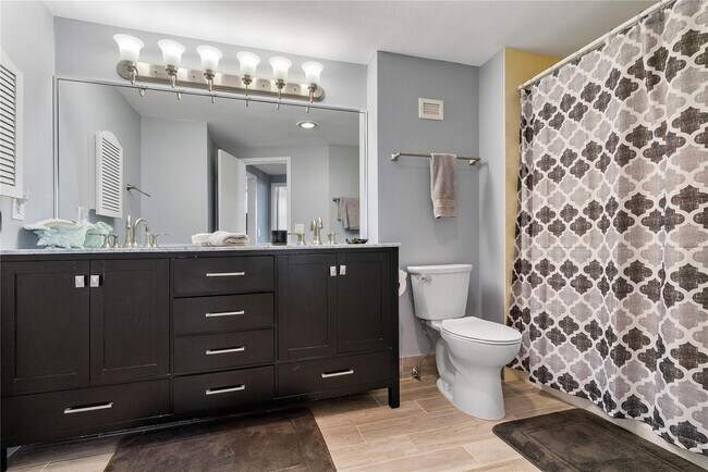 Building Photo - 58 N Collier Blvd