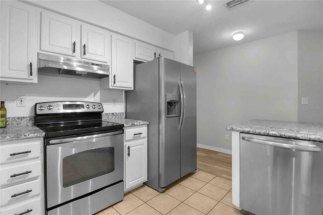 Building Photo - 3211 NW 25th Terrace