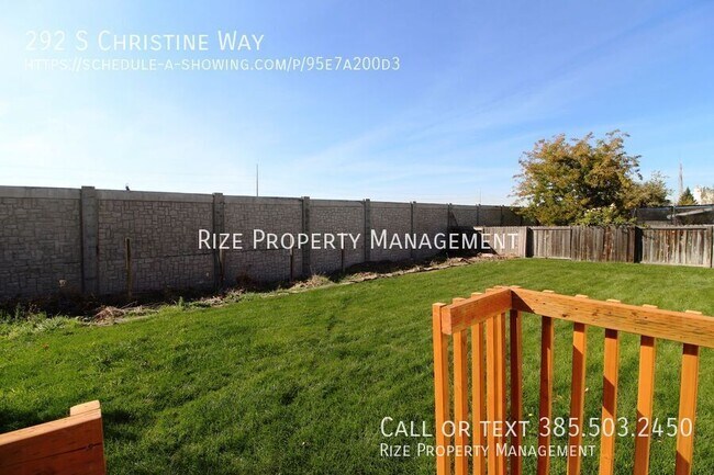 Building Photo - 292 Christine Way