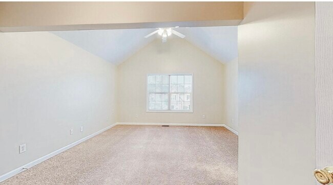 Building Photo - 1106 Oatlands Park