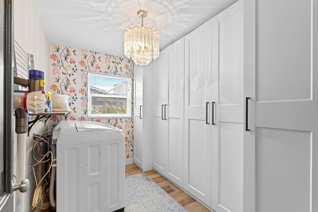 Building Photo - 1039 NW 8th St