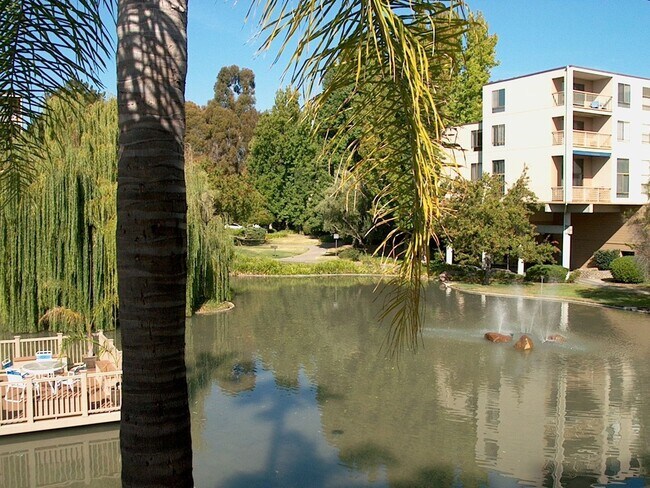 Building Photo - 310 N Civic Dr