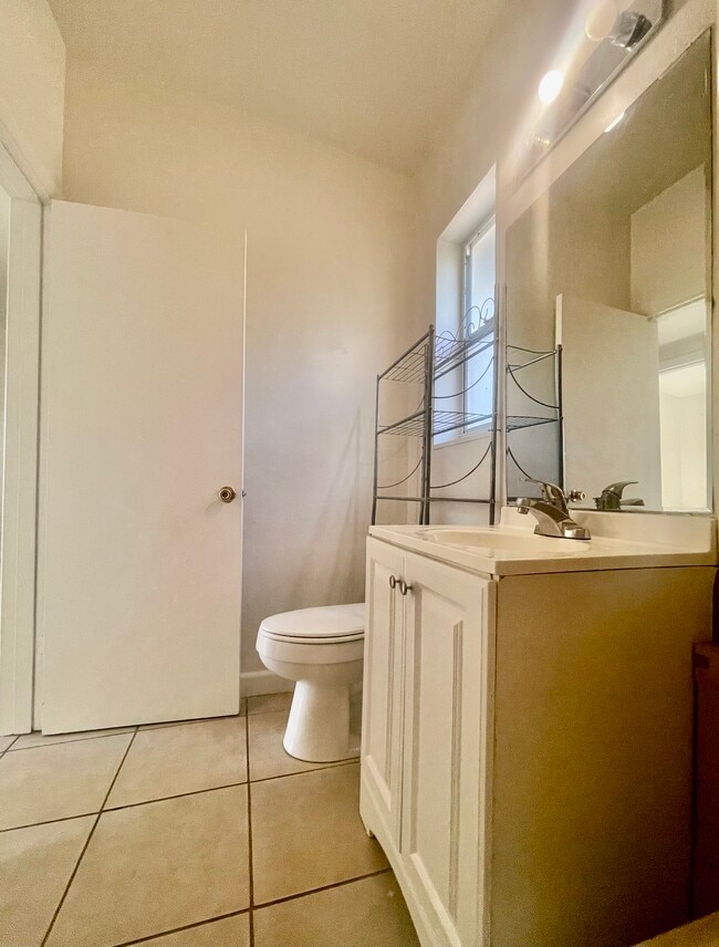 Building Photo - 6334 Talbot Cir