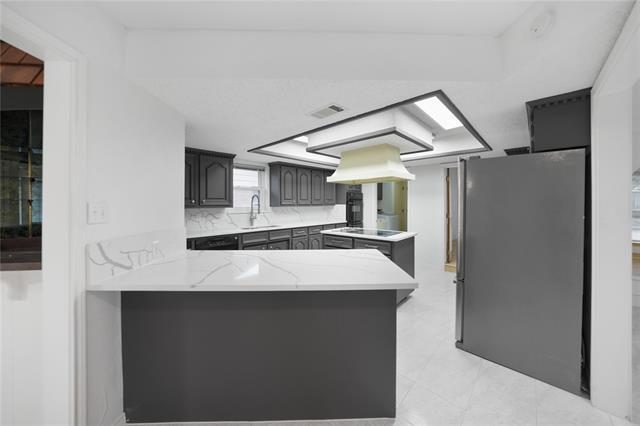 Building Photo - 3609 Brookshire Dr