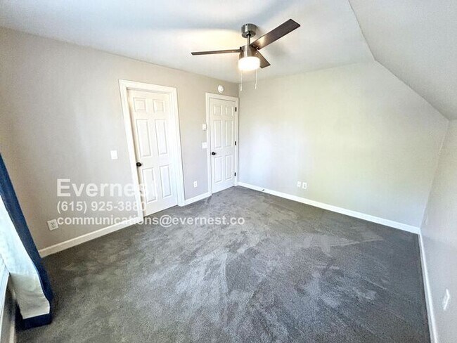 Building Photo - 4-Bedroom, 3.5-Bathroom Home in a Peaceful...