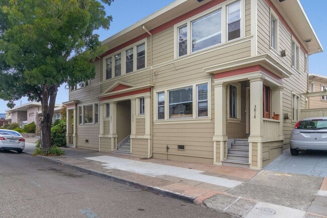 Building Photo - 3818 Opal St