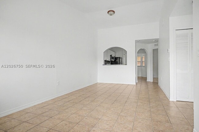 Building Photo - 1241 SE 29th St