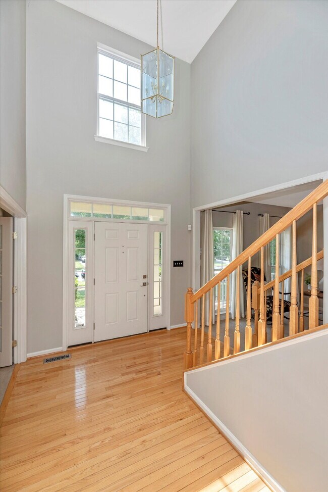 Building Photo - LEASE PENDING! Beautiful 4-Bedroom Colonial in Walkersville