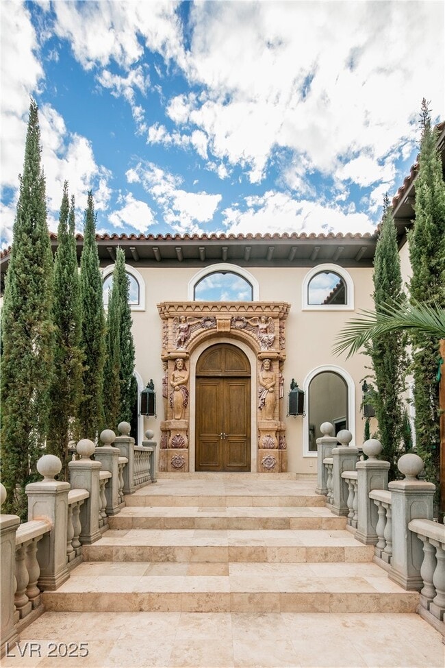 Building Photo - 8801 Palm Greens Ct