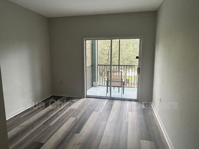 Building Photo - 14200 Avalon Rd