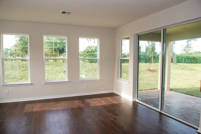 Building Photo - 17361 Bal Harbour Dr