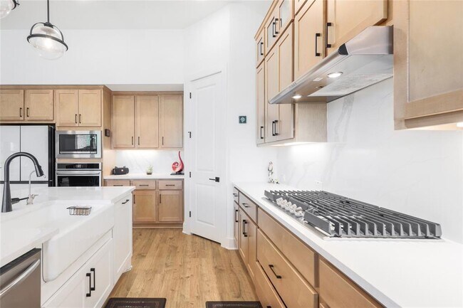 Building Photo - 916 Willie Rnch Wy