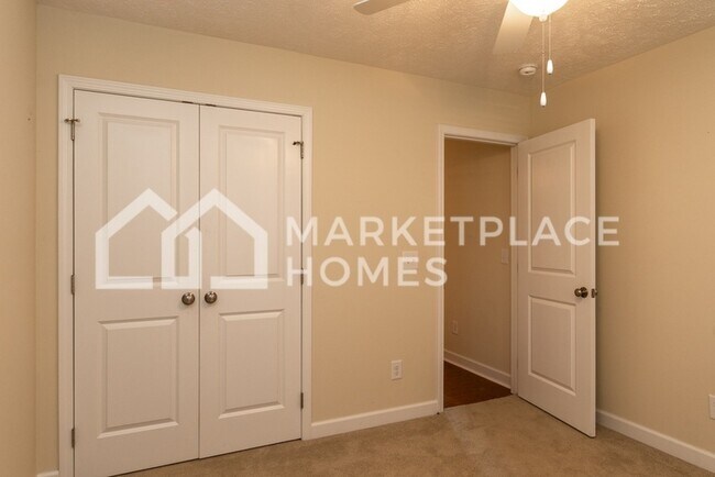 Building Photo - 510 Tyner Ave