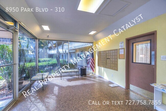 Building Photo - 8950 Park Blvd