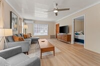 Building Photo - 1612 E 29th St