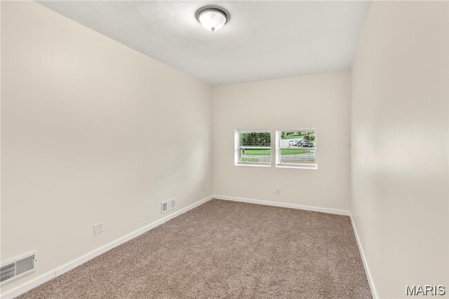 Building Photo - 5100 Kingwood Dr