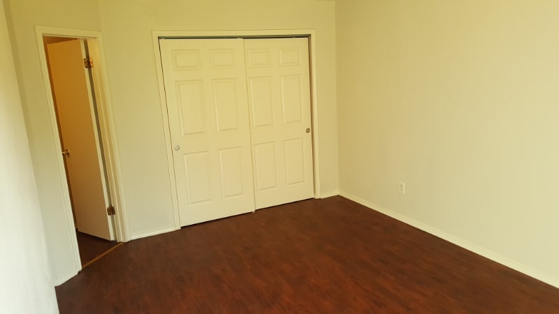 Building Photo - 119 Eaglerock Dr