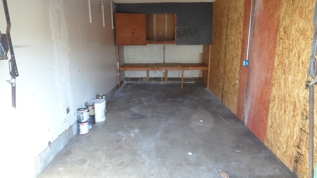 Building Photo - 640 S Fashion Park St