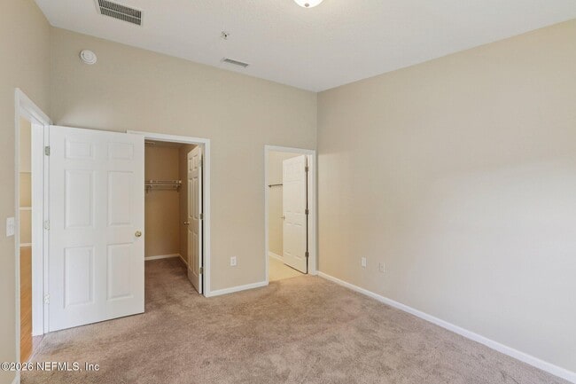 Building Photo - 7067 Deer Lodge Cir