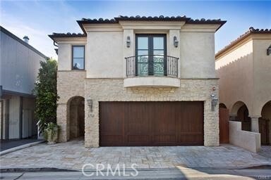 Building Photo - 1712 The Strand