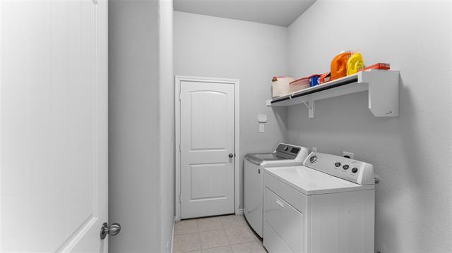 Building Photo - 3800 Carmel Hills Dr