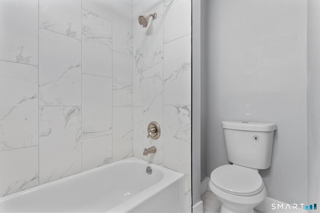 Building Photo - 302 Exchange St