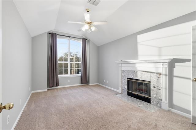 Building Photo - 2097 Amherst Dr