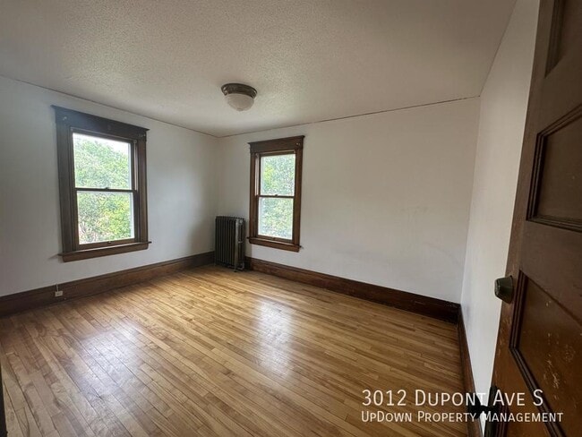 Building Photo - 3012 Dupont Ave S