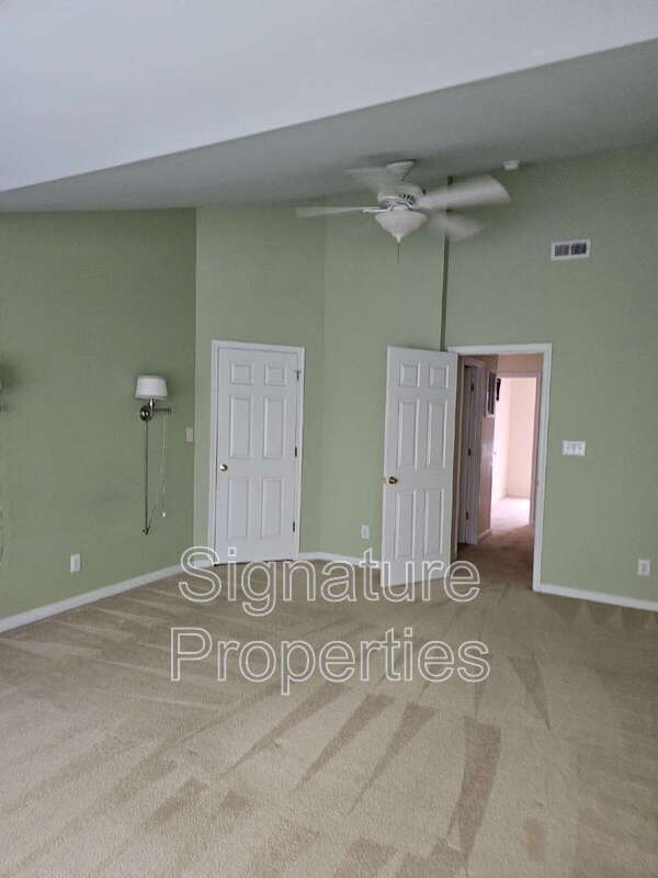 Building Photo - 11451 Abbots Cross Ln