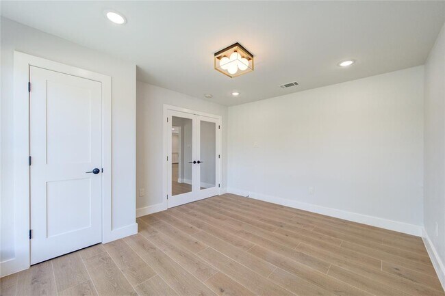 Building Photo - 1810 Eagle Falls Ct