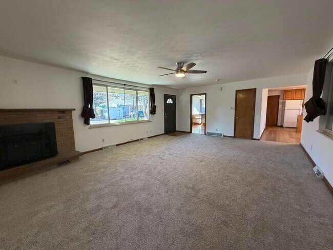 Building Photo - Open and Bright 3BD Home in Desirable Boulder Neighborhood